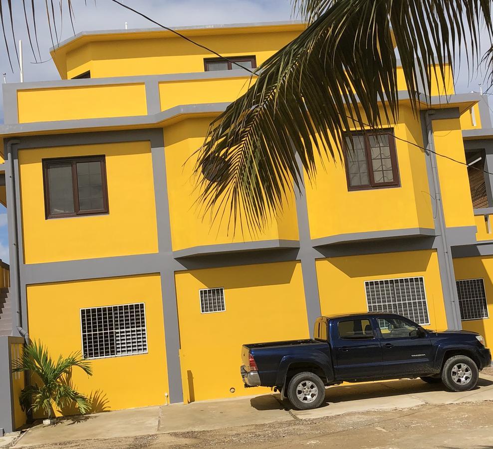 Khalkob'S Estate Lägenhet Placencia Exteriör bild